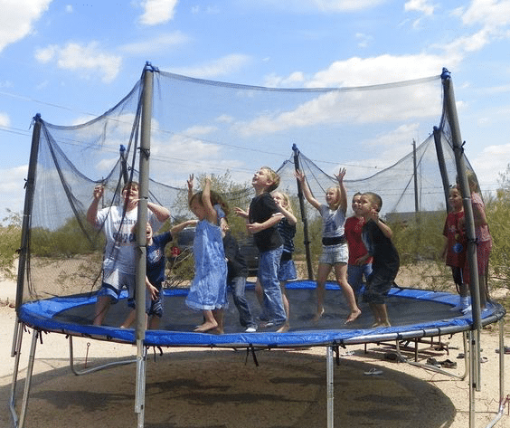 Dodge the Water Balloon